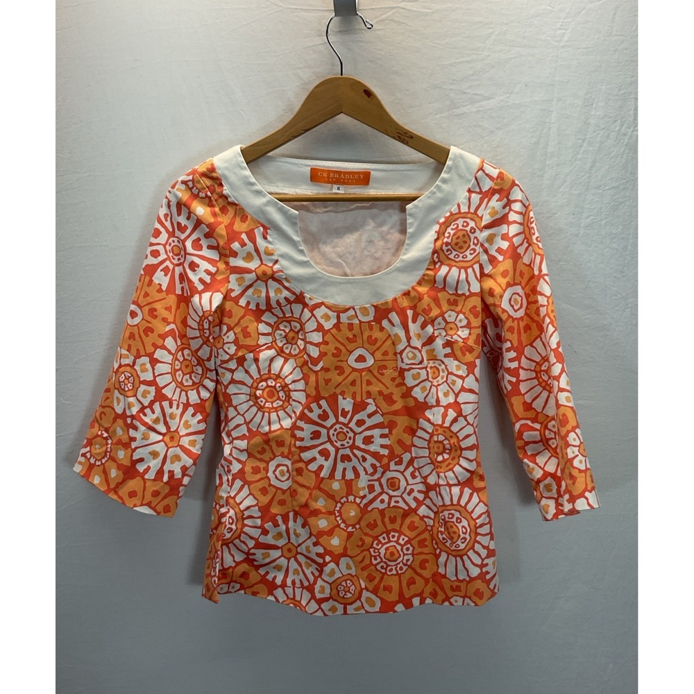 CK Bradley Size 6 Orange Flower 3/4 Sleeve Knit Top Beach Summer Travel Colorful